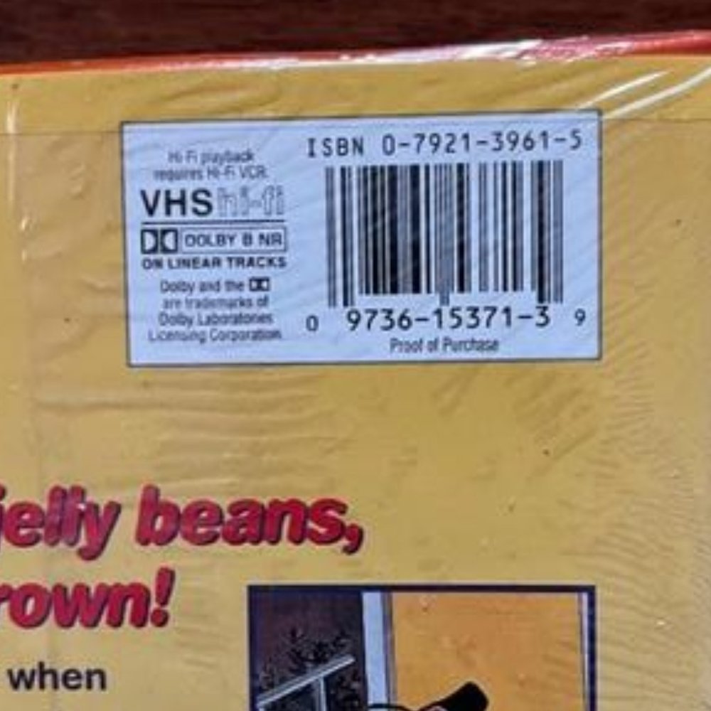 Charlie Brown Holiday VHS Set - Picture 4 of 8